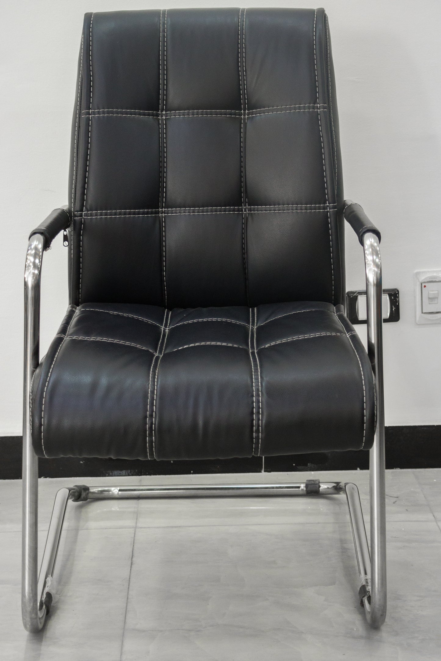 Visitor Chair – Executive Faux Leather High Back – CH13V