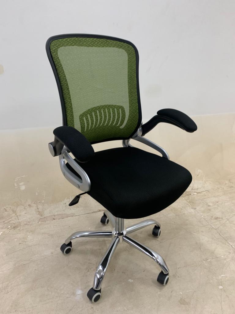 Ergonomic Task/Employee Office Chair – Compact Design – CH44B