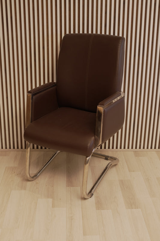 Visitor Chair – Luxury High Back Faux Leather – CH672V