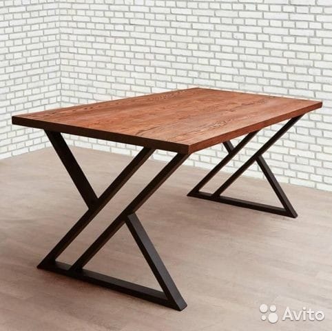 Staff Desk – Metal Frame & Laminate Surface – ED66
