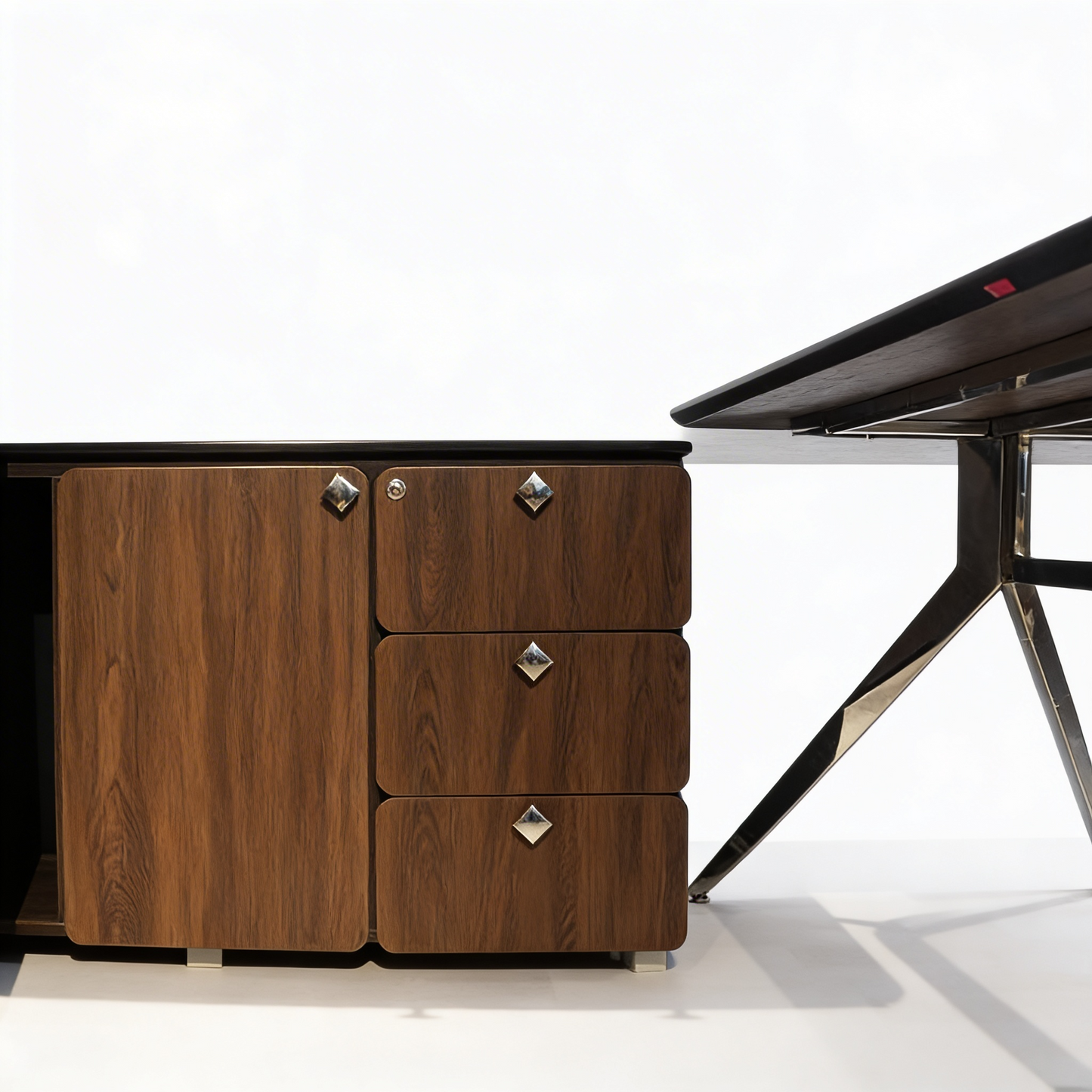 Executive Desk – Industrial Steel Frame & 25mm MDF Top – MD230