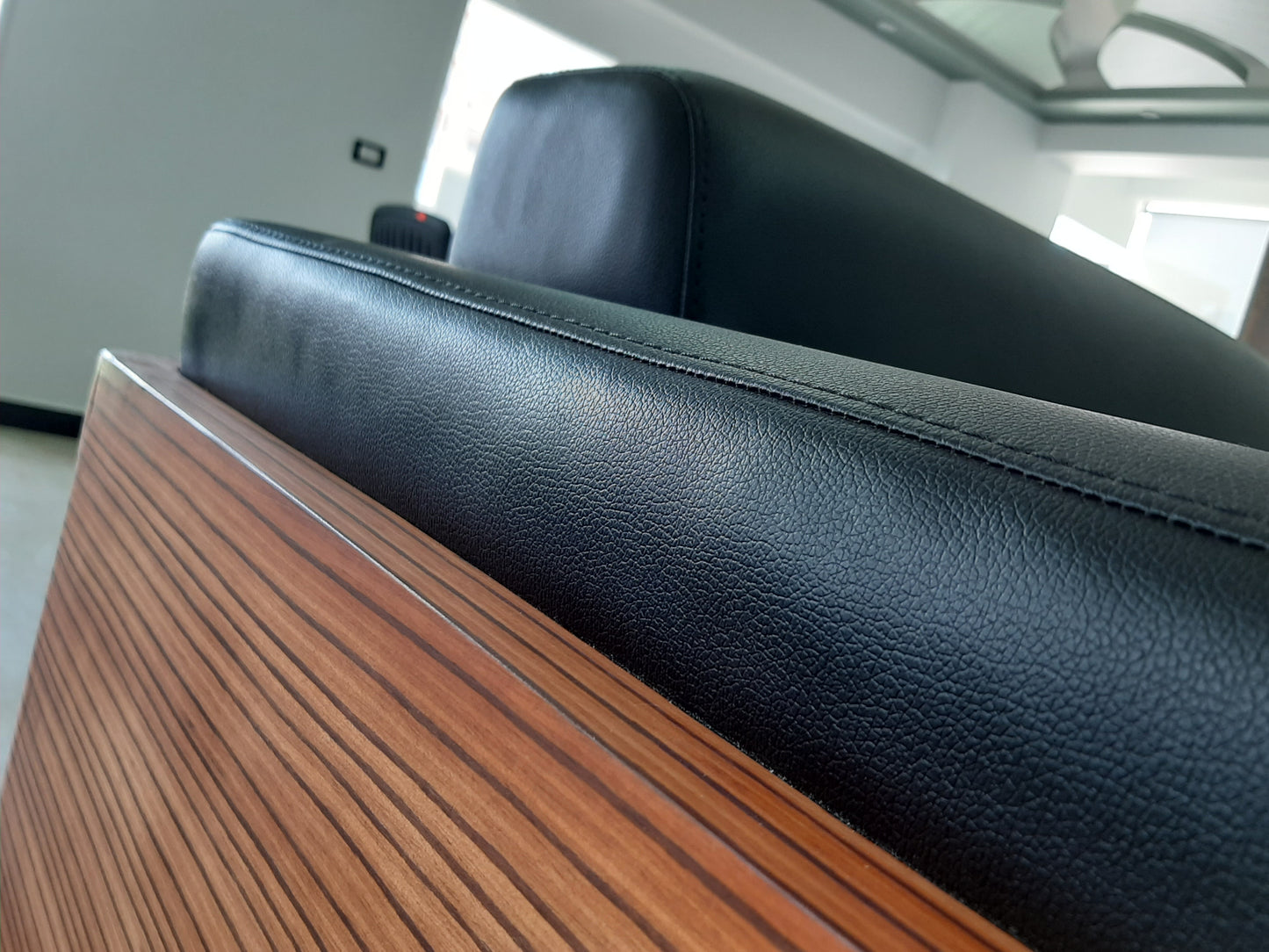 Modern Sofa – SF-137