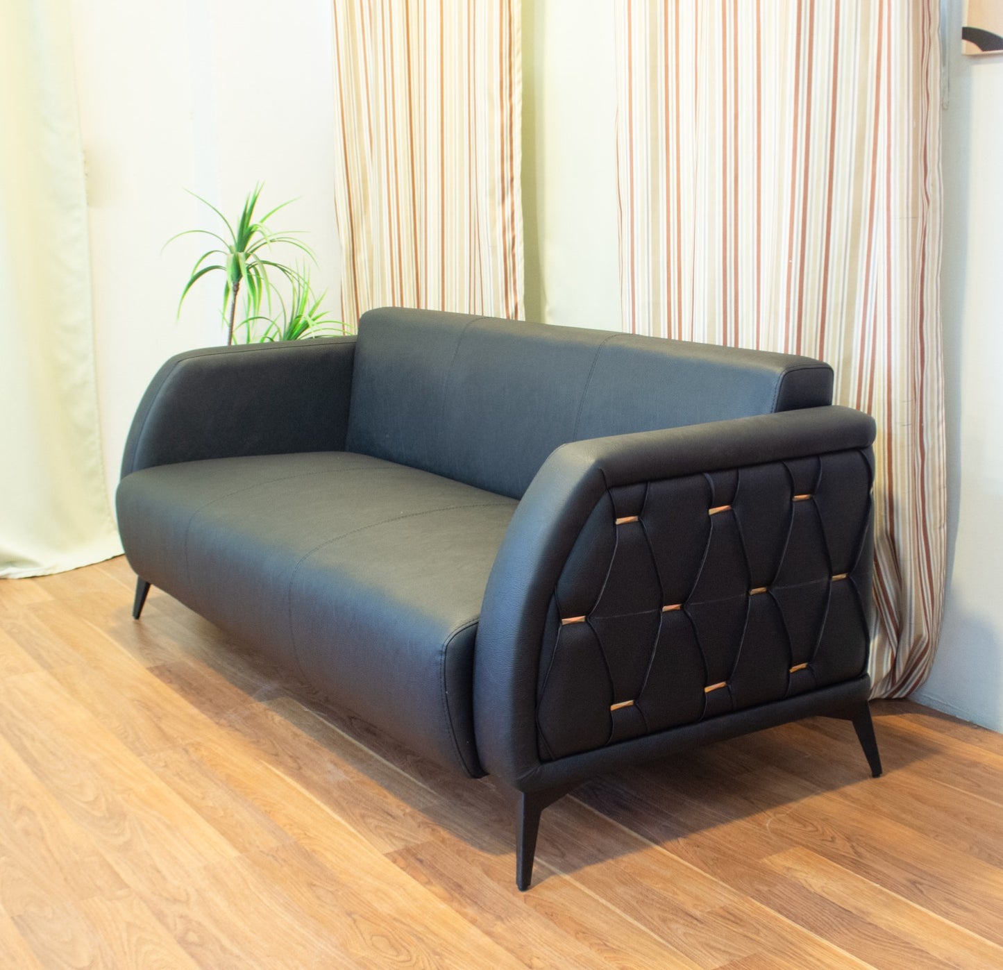 Modern Sofa – SF-302
