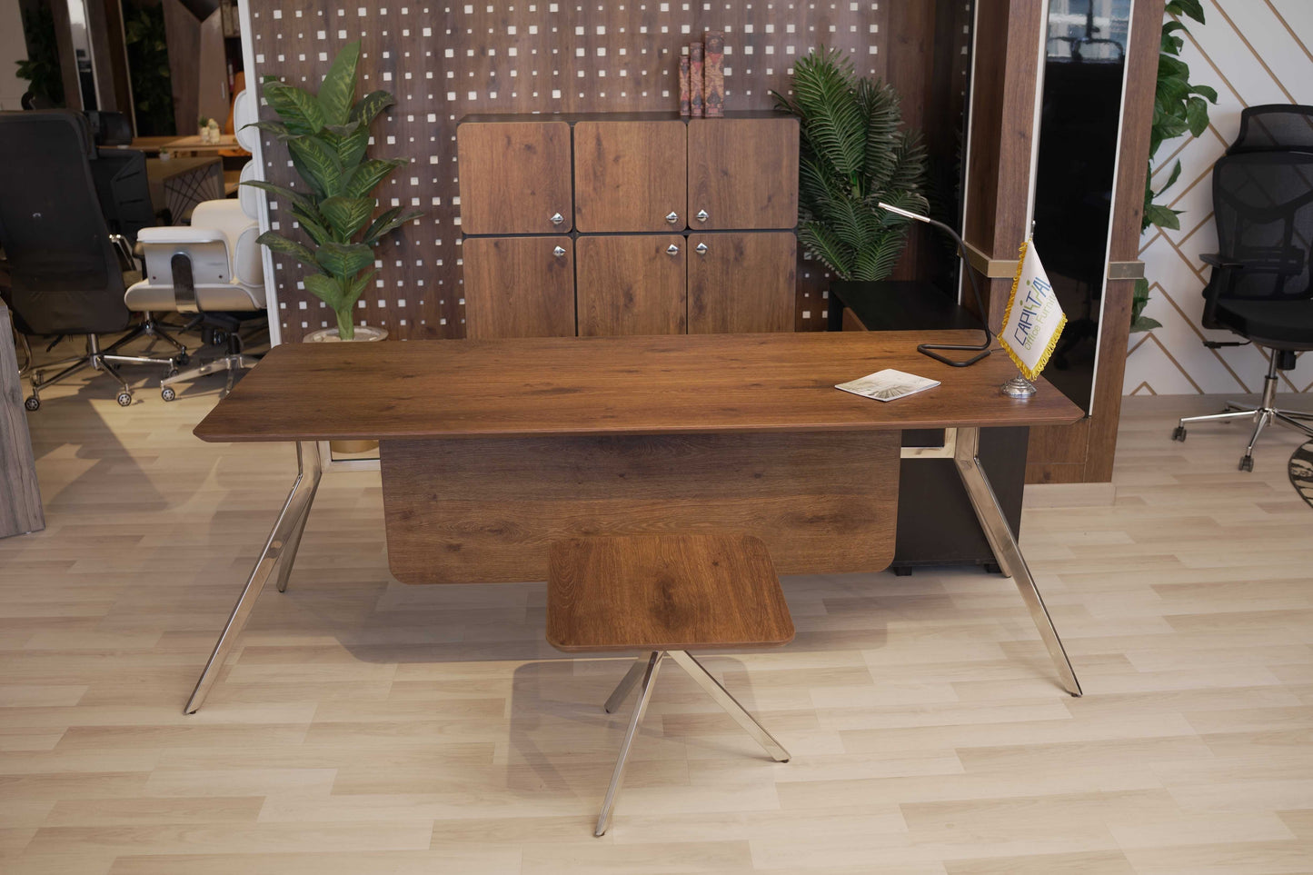 Executive Desk – Industrial Steel Frame & 25mm MDF Top – MD230